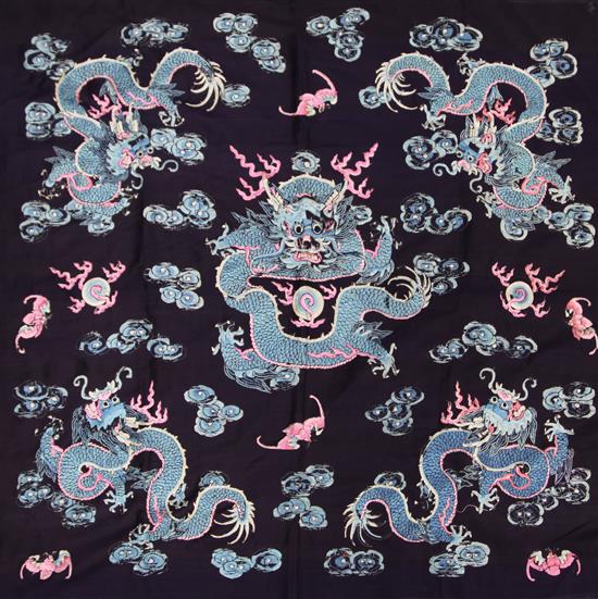 A Chinese black silk dragon panel, late 19th/early 20th century, 87x 91cm